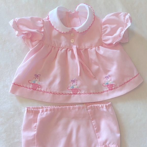 Other - Vintage style infant dress with Peter Pan color